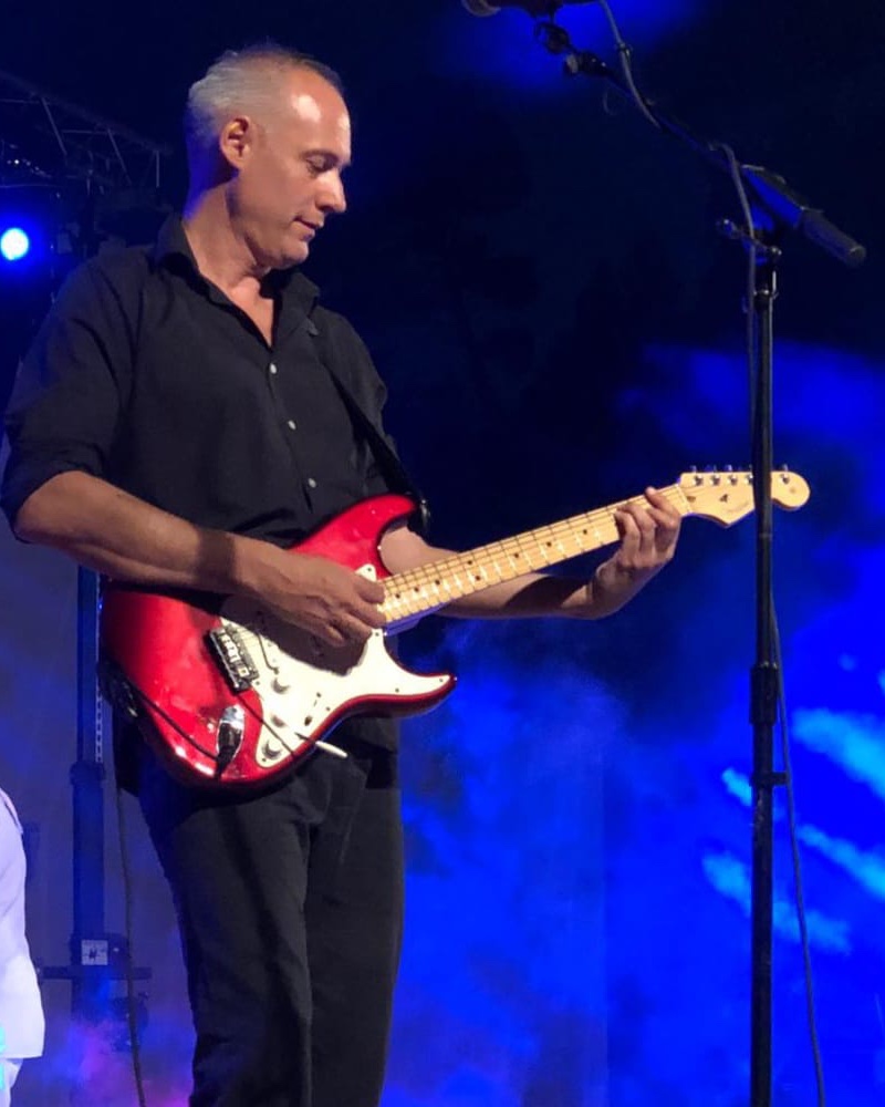 Manu C., professeur de guitare